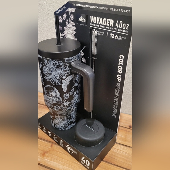 *NEW*LIMITED EDITION*BLACK HYDRAPEAK INSULATED HALLOWEEN SKULL TUMBLER - Picture 2 of 3